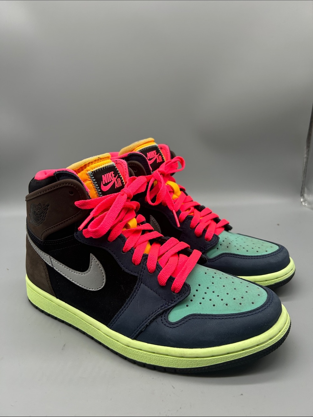 Women’s Air Jordan 1 Retro High Tokyo Bio Hack Size 10